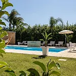 Almaredamarra Con Piscina E Idromassaggio Sul Mare Willa *