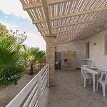 Almaredamarra Con Piscina E Idromassaggio Sul Mare * Torre San Giovanni Ugento