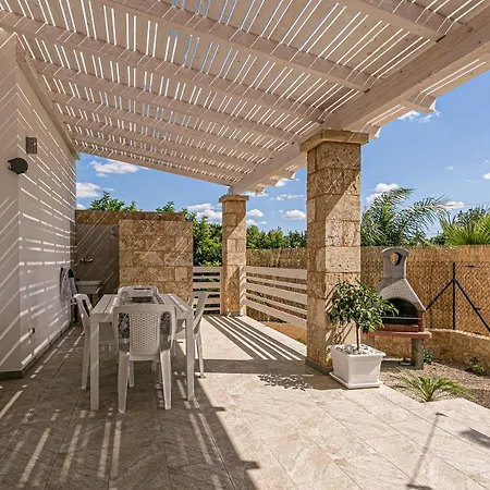 Almaredamarra Con Piscina E Idromassaggio Sul Mare *