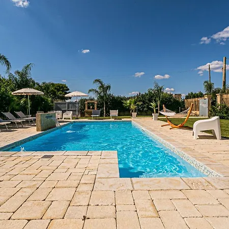 Almaredamarra Con Piscina E Idromassaggio Sul Mare * Torre San Giovanni