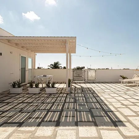 Almaredamarra Con Piscina E Idromassaggio Sul Mare