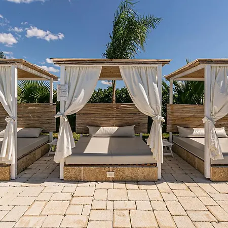 Almaredamarra Con Piscina E Idromassaggio Sul Mare טורה סן ג'ובאני אוג'נטו