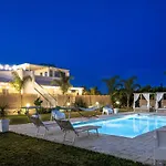 Almaredamarra Con Piscina E Idromassaggio Sul Mare *