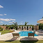 Almaredamarra Con Piscina E Idromassaggio Sul Mare * 托雷圣乔万尼乌