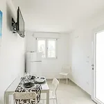 Almaredamarra Con Piscina E Idromassaggio Sul Mare * 托雷圣乔万尼乌