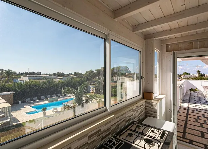 Almaredamarra Con Piscina E Idromassaggio Sul Mare * טורה סן ג'ובאני אוג'נטו