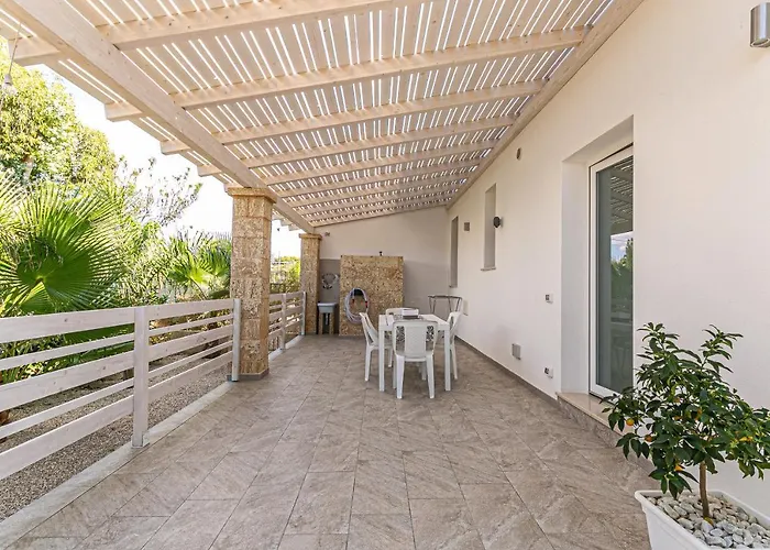 Almaredamarra Con Piscina E Idromassaggio Sul Mare Villa