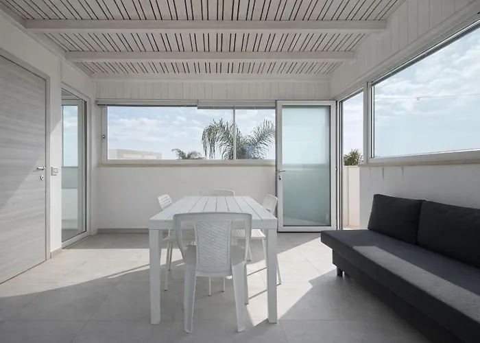 Almaredamarra Con Piscina E Idromassaggio Sul Mare Villa Torre San Giovanni Ugento